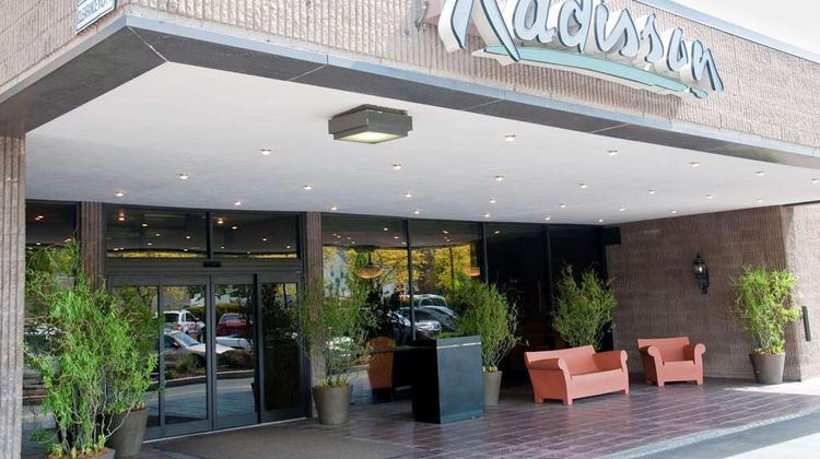 Radisson Hotel Corning Exterior