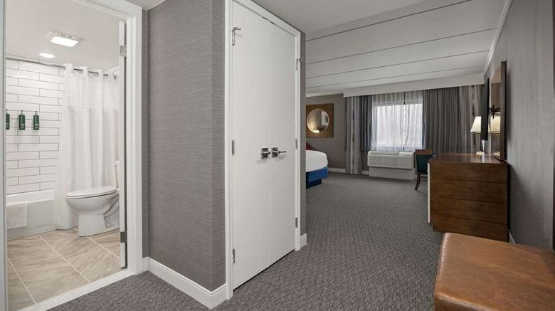 <b>Radisson Hotel Corning Suite</b>. Images powered by <a href="https://iceportal.shijigroup.com/" title="IcePortal" target="_blank">IcePortal</a>.