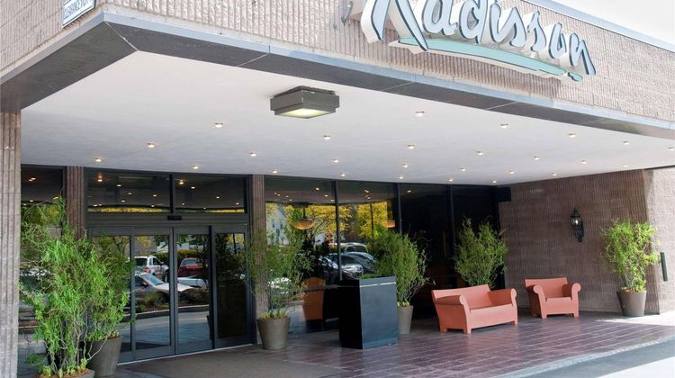 Radisson Hotel Corning Exterior
