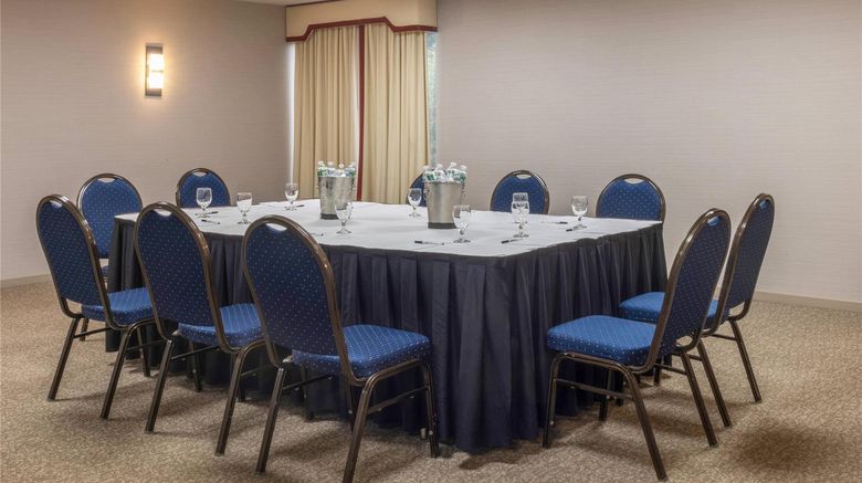 <b>Radisson Hauppauge Long Island Meeting</b>. Images powered by <a href="https://iceportal.shijigroup.com/" title="IcePortal" target="_blank">IcePortal</a>.