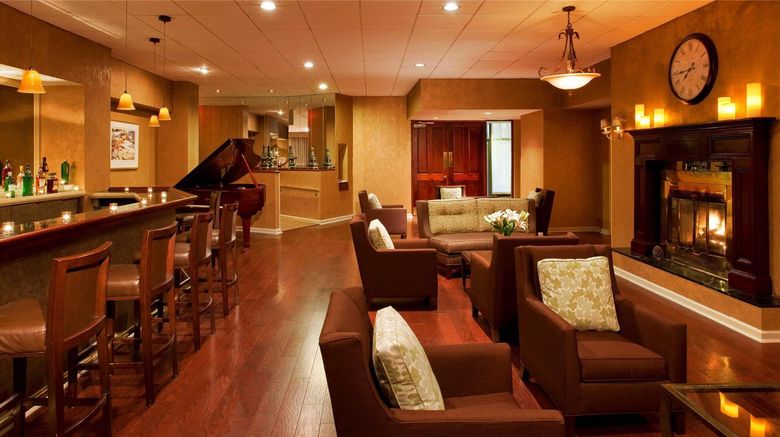 <b>Radisson Hauppauge Long Island Restaurant</b>. Images powered by <a href="https://iceportal.shijigroup.com/" title="IcePortal" target="_blank">IcePortal</a>.