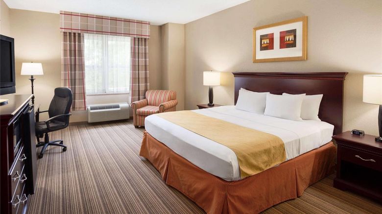 <b>Country Inn & Suites Ithaca Room</b>. Images powered by <a href="https://iceportal.shijigroup.com/" title="IcePortal" target="_blank">IcePortal</a>.