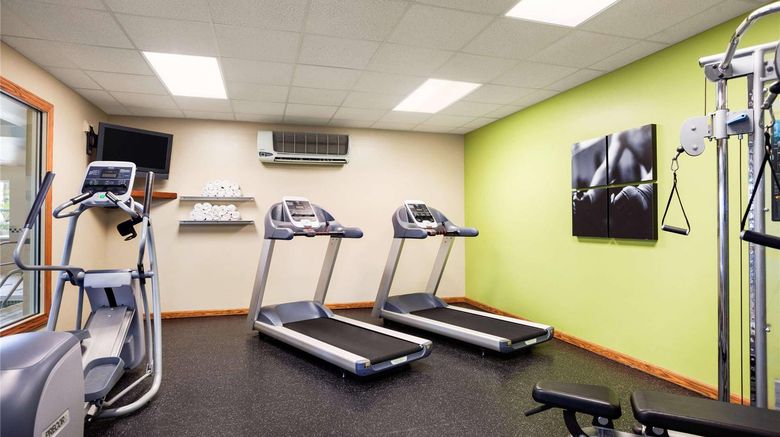 <b>Country Inn & Suites Ithaca Health</b>. Images powered by <a href="https://iceportal.shijigroup.com/" title="IcePortal" target="_blank">IcePortal</a>.