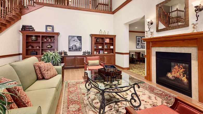 <b>Country Inn & Suites Buffalo South I-90 Lobby</b>. Images powered by <a href="https://iceportal.shijigroup.com/" title="IcePortal" target="_blank">IcePortal</a>.