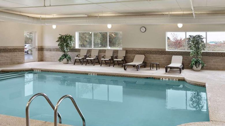 <b>Country Inn & Suites Buffalo South I-90 Pool</b>. Images powered by <a href="https://iceportal.shijigroup.com/" title="IcePortal" target="_blank">IcePortal</a>.