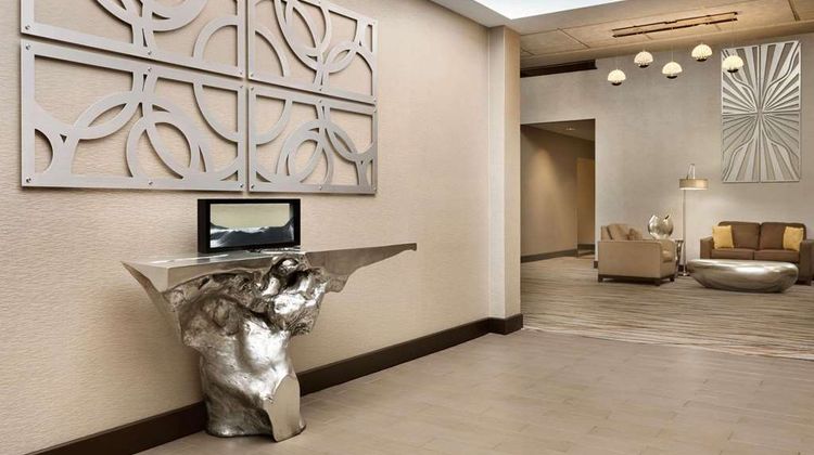 Radisson Inn Akron/Fairlawn Lobby