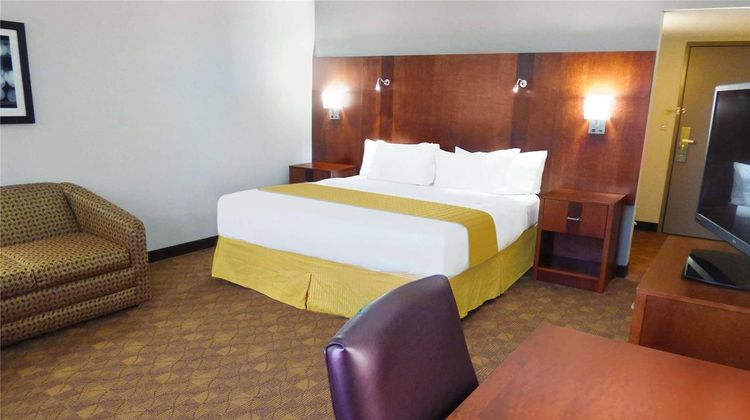 Radisson Inn Akron/Fairlawn Room