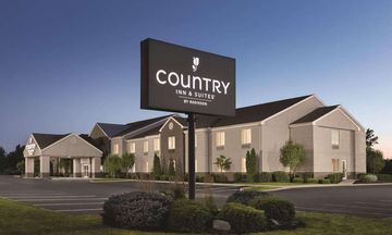 Country Inn & Suites Port Clinton