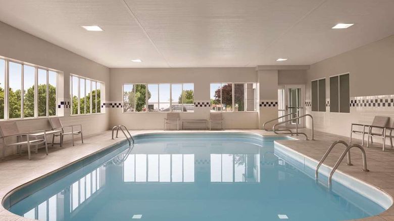 <b>Country Inn & Suites Port Clinton Pool</b>. Images powered by <a href="https://iceportal.shijigroup.com/" title="IcePortal" target="_blank">IcePortal</a>.