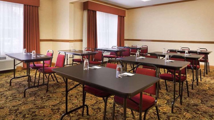 Country Inn & Suites Macedonia Meeting