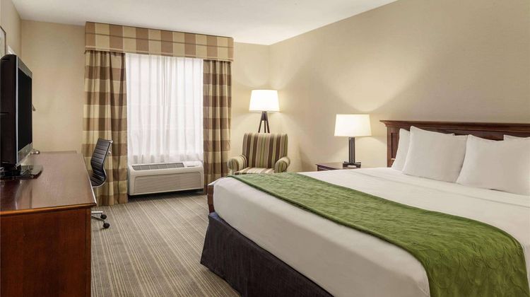 Country Inn & Suites Lima Room