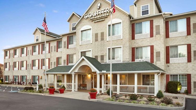 Country Inn & Suites Columbus Airport Exterior