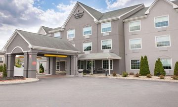 Country Inn & Suites Columbus West