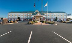 Country Inn & Suites Findlay