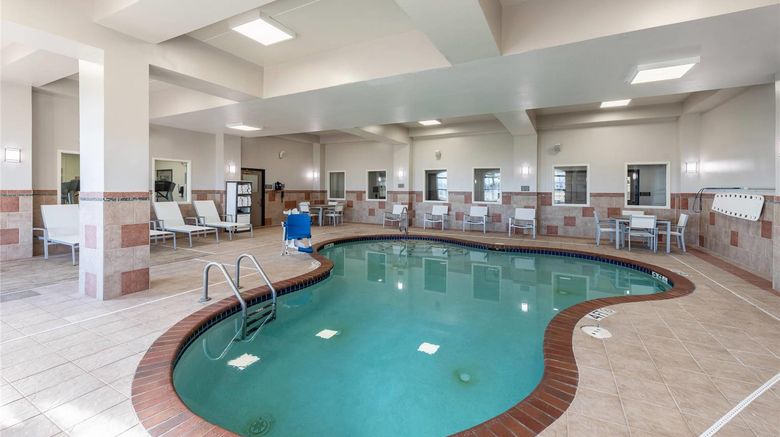 <b>Country Inn & Suites Findlay Pool</b>. Images powered by <a href="https://iceportal.shijigroup.com/" title="IcePortal" target="_blank">IcePortal</a>.