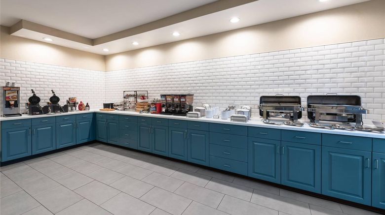 <b>Country Inn & Suites Findlay Restaurant</b>. Images powered by <a href="https://iceportal.shijigroup.com/" title="IcePortal" target="_blank">IcePortal</a>.