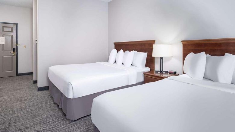 <b>Country Inn & Suites Toledo Room</b>. Images powered by <a href="https://iceportal.shijigroup.com/" title="IcePortal" target="_blank">IcePortal</a>.
