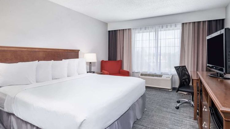 Country Inn & Suites Toledo Room