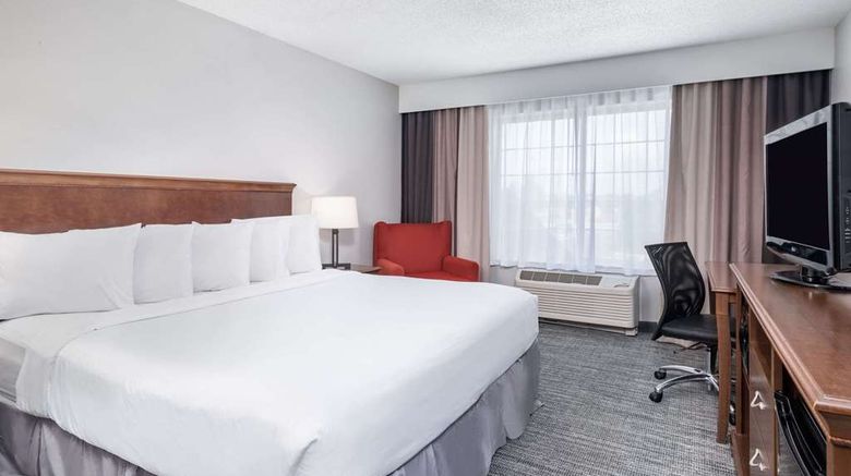 <b>Country Inn & Suites Toledo Room</b>. Images powered by <a href="https://iceportal.shijigroup.com/" title="IcePortal" target="_blank">IcePortal</a>.