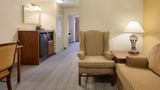 Country Inn & Suites Norman Suite
