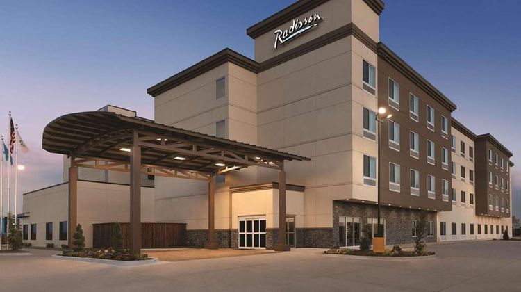 Radisson Hotel Oklahoma City Airport Exterior