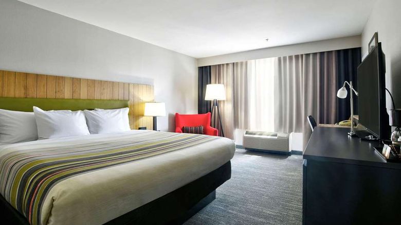 <b>Country Inn & Suites by Radisson Room</b>. Images powered by <a href="https://iceportal.shijigroup.com/" title="IcePortal" target="_blank">IcePortal</a>.