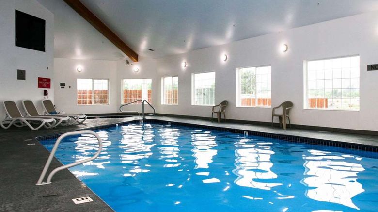 <b>Country Inn & Suites Prineville Pool</b>. Images powered by <a href="https://iceportal.shijigroup.com/" title="IcePortal" target="_blank">IcePortal</a>.