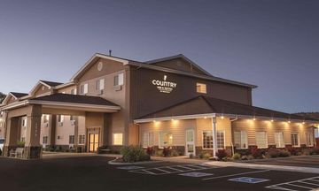Country Inn & Suites Prineville