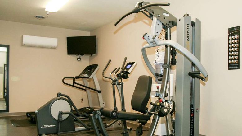 <b>Country Inn & Suites Prineville Health</b>. Images powered by <a href="https://iceportal.shijigroup.com/" title="IcePortal" target="_blank">IcePortal</a>.