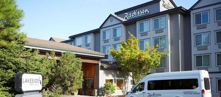 Radisson Hotel Portland Airport Exterior