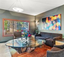 Radisson Hotel Portland Airport Lobby