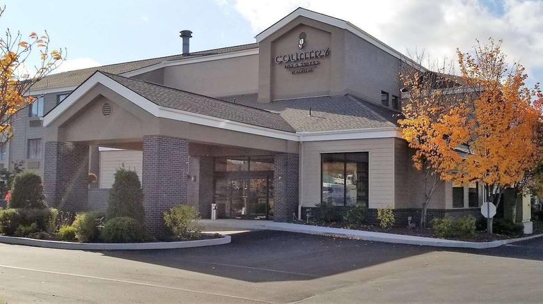 Country Inn  and  Suites By Radisson, Erie Exterior. Images powered by <a href="https://iceportal.shijigroup.com" target="_blank" rel="noopener">Ice Portal</a>.