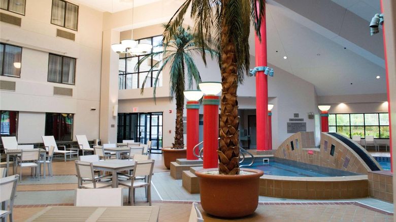 <b>Country Inn & Suites By Radisson, Erie Pool</b>. Images powered by <a href="https://iceportal.shijigroup.com/" title="IcePortal" target="_blank">IcePortal</a>.