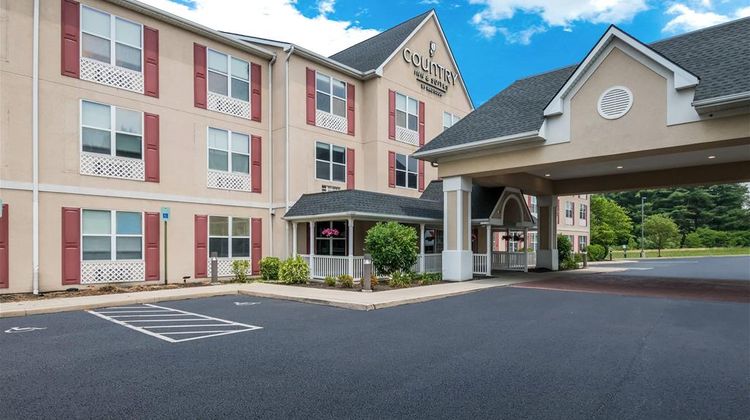Country Inn & Suites Harrisburg NE Exterior