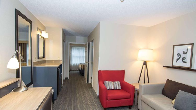 Country Inn & Suites Lehighton Jim Thorpe Suite