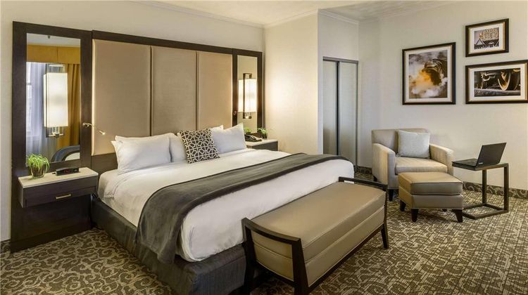 Radisson Lackawanna Station Hotel Room