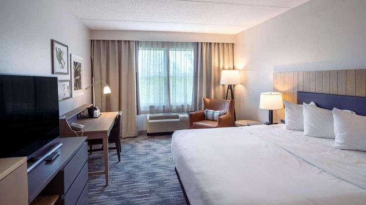 Country Inn & Sts by Radisson Penn State Room