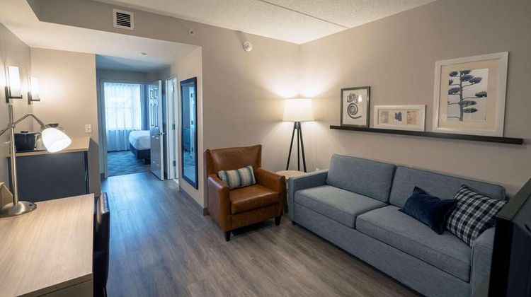 Country Inn & Sts by Radisson Penn State Suite