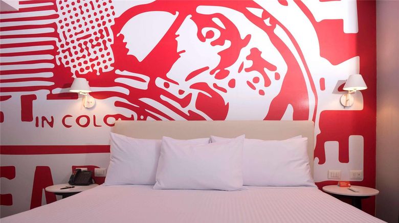 <b>Radisson RED Miraflores Room</b>. Images powered by <a href="https://iceportal.shijigroup.com/" title="IcePortal" target="_blank">IcePortal</a>.