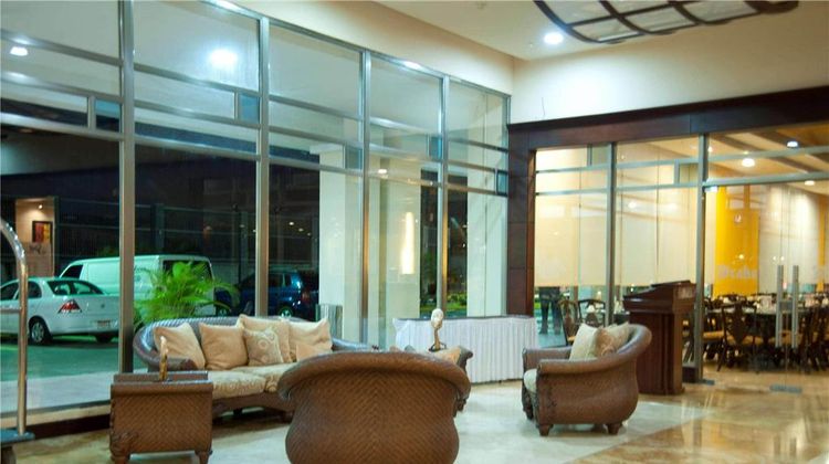 Radisson Colon 2000 Hotel & Casino Lobby