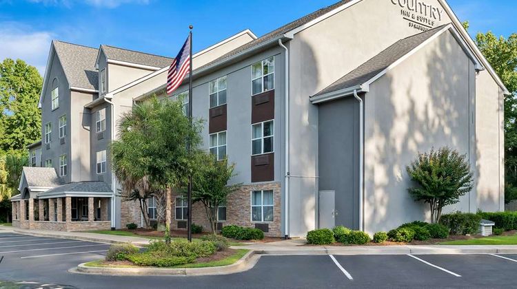 Country Inn & Suites Columbia Airport Exterior