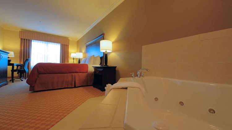 Country Inn & Suites Columbia at Harbison Suite