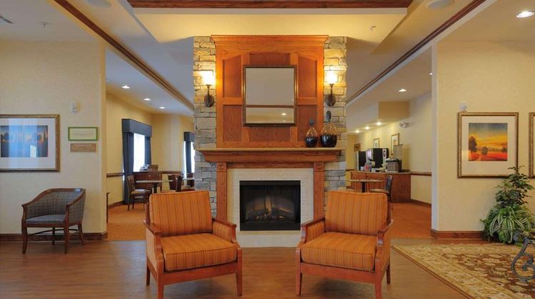 Country Inn & Suites Columbia at Harbison Lobby