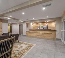 Country Inn & Suites Anderson Lobby
