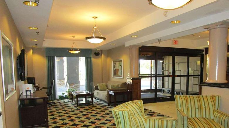 <b>Country Inn & Suites Murrells Inlet Lobby</b>. Images powered by <a href="https://iceportal.shijigroup.com/" title="IcePortal" target="_blank">IcePortal</a>.