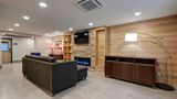 <b>Country Inn & Suites by Radisson Lobby</b>. Images powered by <a href="https://iceportal.shijigroup.com/" title="IcePortal" target="_blank">IcePortal</a>.