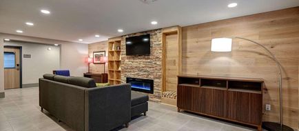 Country Inn & Suites by Radisson Lobby