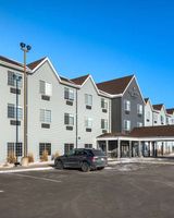 Country Inn & Suites Watertown