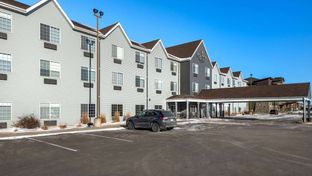 Country Inn & Suites Watertown