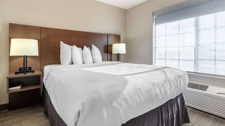 <b>Country Inn & Suites Watertown Suite</b>. Images powered by <a href="https://iceportal.shijigroup.com/" title="IcePortal" target="_blank">IcePortal</a>.